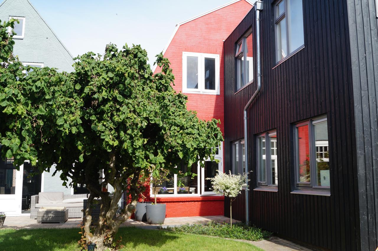 Bed and Breakfast Mid83 Woudsend Екстер'єр фото